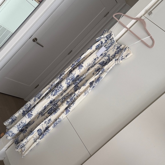 NWT! Jayde Dress Ivory - Size 4 - Picture 10 of 12